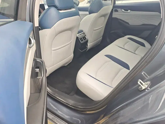 Geely Xingrui — Фото автомобиля 10