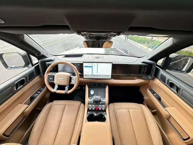 BYD FangChengBao Leopard 5 — Фото автомобиля 5