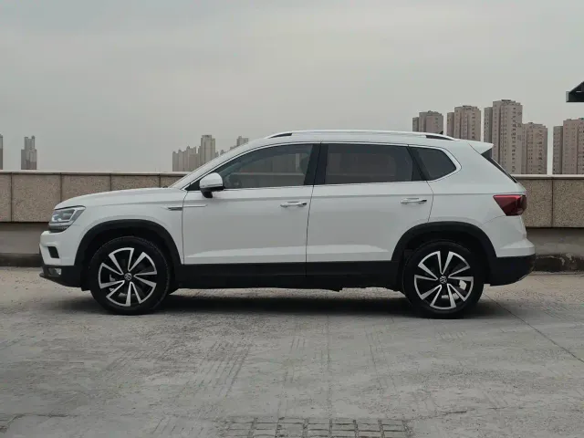 Volkswagen Tharu — Фото автомобиля 7
