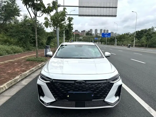 Chery Arrizo 8 — Фото автомобиля 2