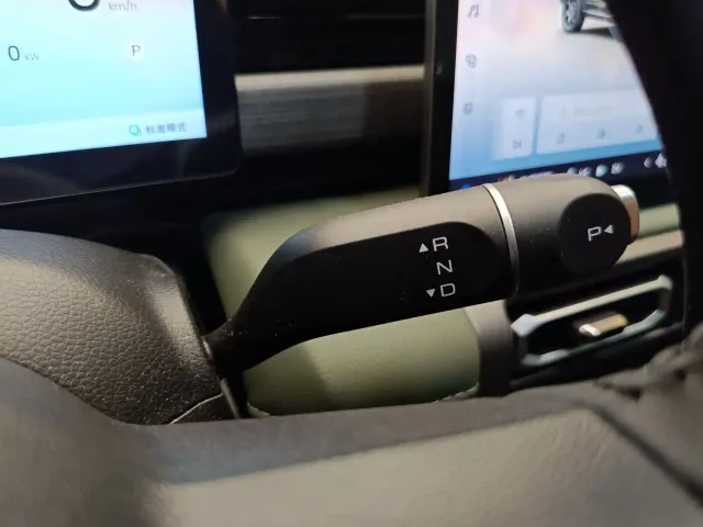 Baojun Yep Plus — Фото автомобиля 15