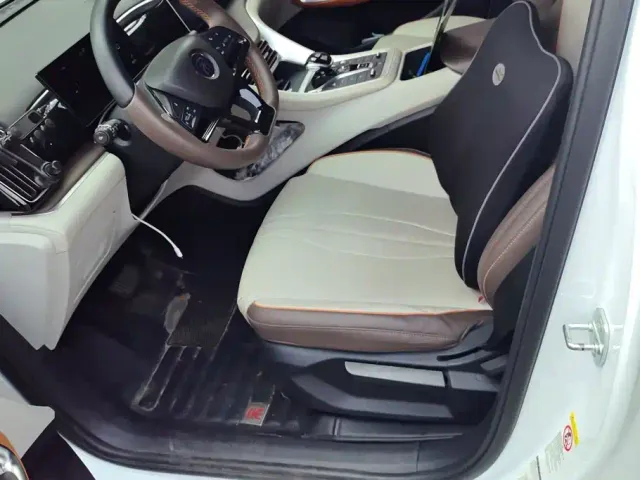 BYD Song Pro — Фото автомобиля 9