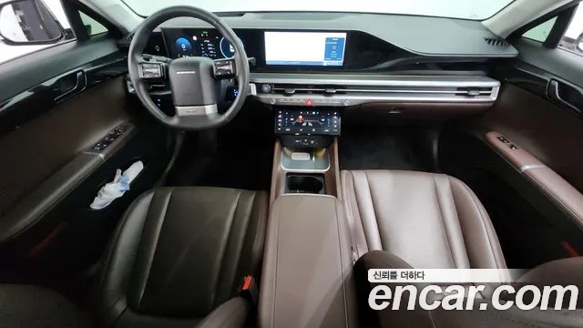 Hyundai Grandeur Grandeur (GN7) 2.5 Бензин 2WD — Фото автомобиля 2