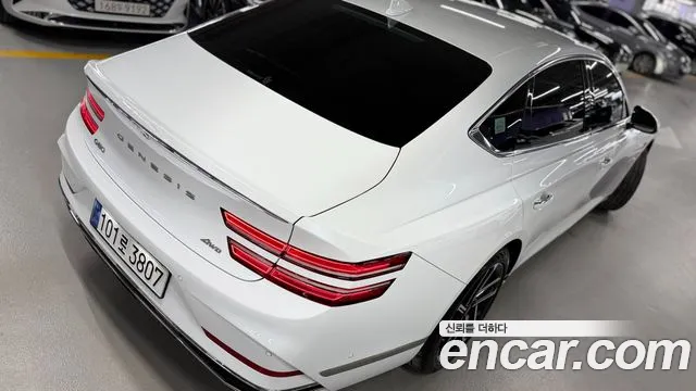 Genesis G80 Бензин 2.5 турбо AWD — Фото автомобиля 8