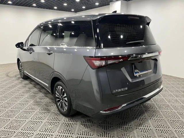 Wuling Jiachen — Фото автомобиля 9