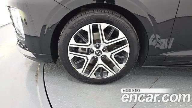Hyundai Grandeur GN7 — Фото автомобиля 5