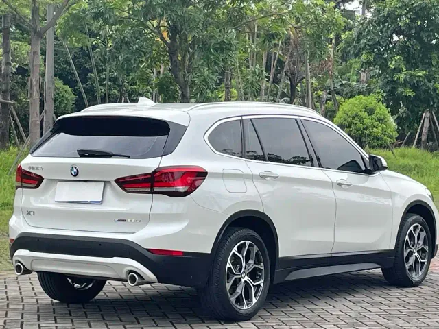 BMW X1 — Фото автомобиля 8