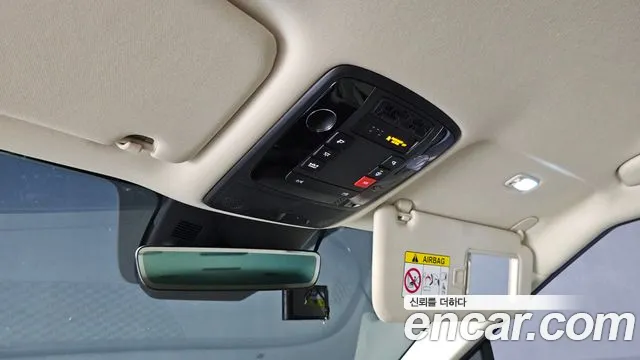 Kia Carnival Generation 4 — Фото автомобиля 27