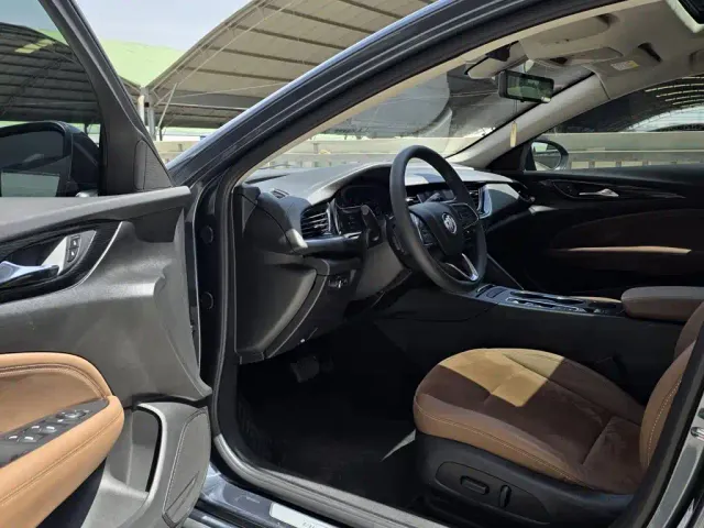 Buick Regal — Фото автомобиля 8