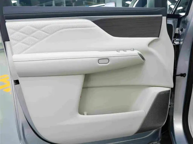 Buick Zhijing Shijia — Фото автомобиля 9