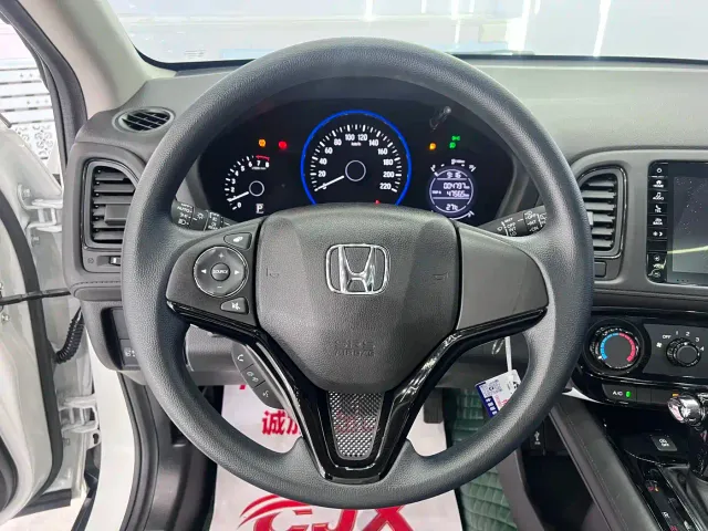 Honda Vezel — Фото автомобиля 10