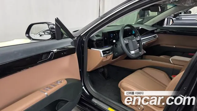 Hyundai Grandeur Grandeur (GN7) 2.5 Бензин 2WD — Фото автомобиля 10