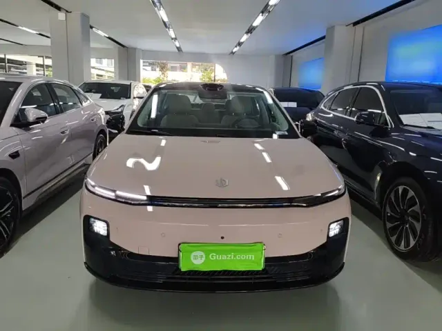 Leapmotor B01 — Фото автомобиля 2