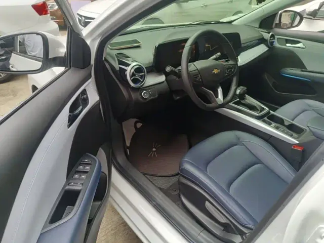 Chevrolet Monza — Фото автомобиля 15
