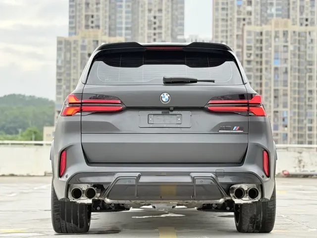BMW X5 M — Фото автомобиля 12