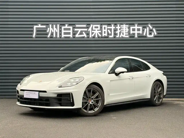 Фотография автомобиля — Porsche Panamera