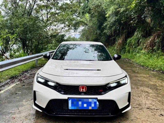 Honda Civic — Фото автомобиля 2
