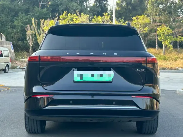Xpeng G9 — Фото автомобиля 8