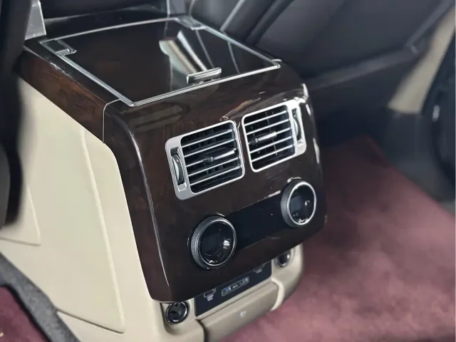 Land Rover Range Rover — Фото автомобиля 15