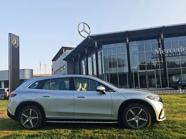Mercedes-Benz EQS SUV — Фото автомобиля 4