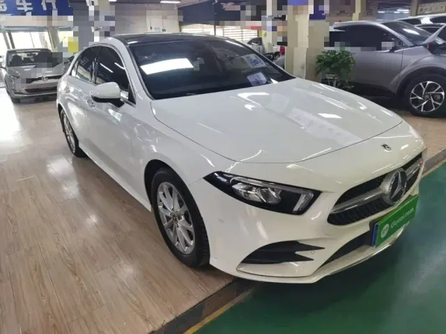 Mercedes-Benz A-Class — Фото автомобиля 3