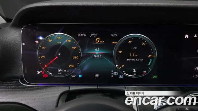 Mercedes-Benz E-Class — Фото автомобиля 7