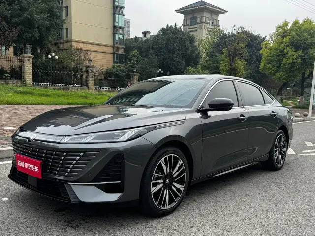 Фотография автомобиля — Changan Eado