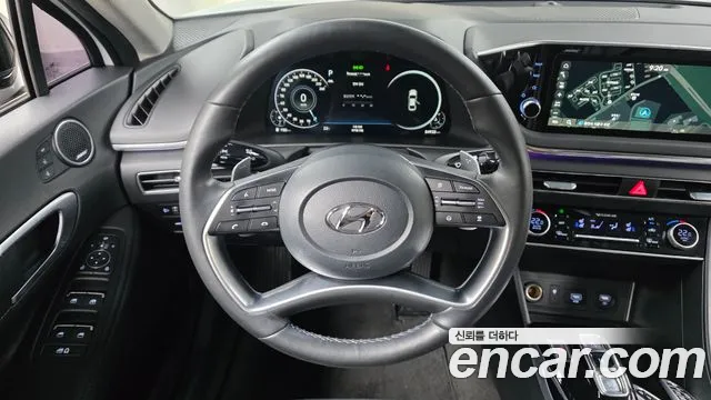 Hyundai Sonata — Фото автомобиля 19