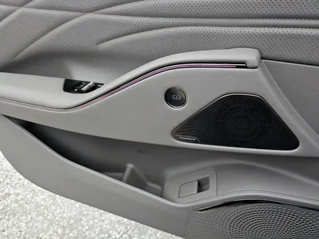 Geely Galaxy Xingyao 8 — Фото автомобиля 8