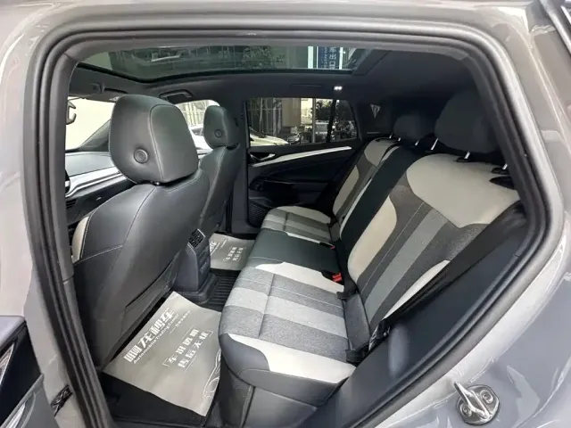 Volkswagen ID.4 Crozz — Фото автомобиля 9