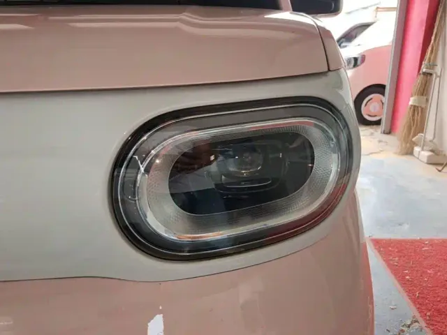 Wuling Hongguang Mini EV — Фото автомобиля 23