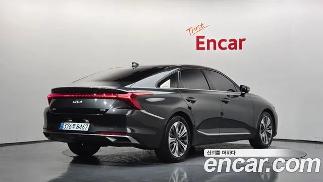 Kia K8 Hybrid — Фото автомобиля 2