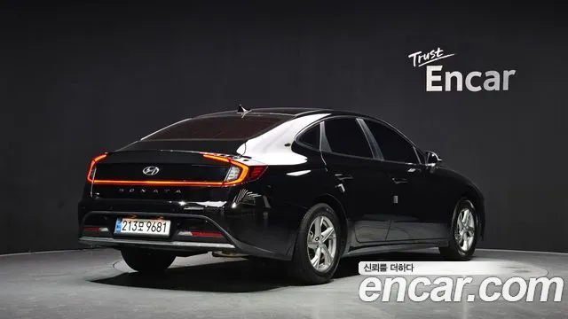 Hyundai Sonata Sonata (DN8) 2.0 LPG(Для проката) — Фото автомобиля 2