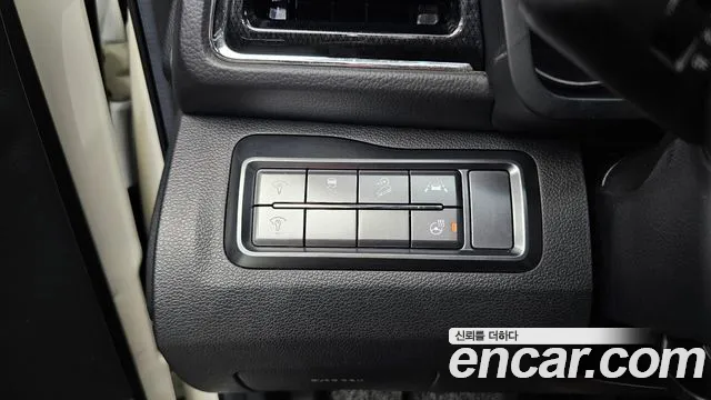 KG_Mobility_Ssangyong TIBOLI Very New Tivoli Бензин 1.5 2WD — Фото автомобиля 19