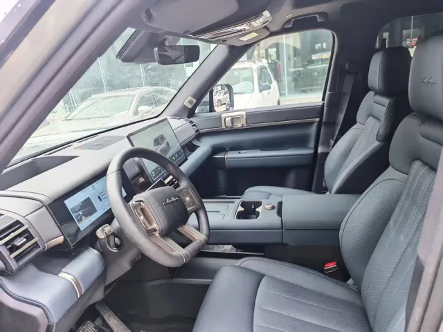 BYD FangChengBao Titanium 7 — Фото автомобиля 10