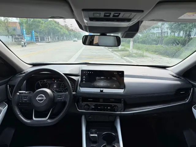 Nissan X-Trail — Фото автомобиля 5