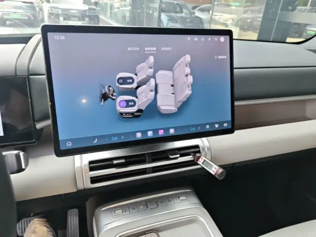 BYD FangChengBao Titanium 7 — Фото автомобиля 12
