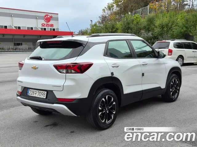 Chevrolet Trailblazer — Фото автомобиля 2