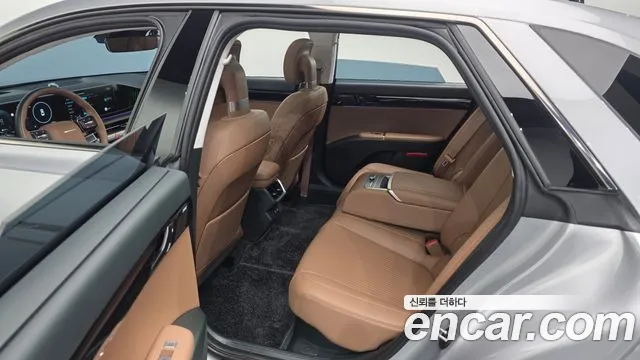 Hyundai Grandeur GN7 — Фото автомобиля 16