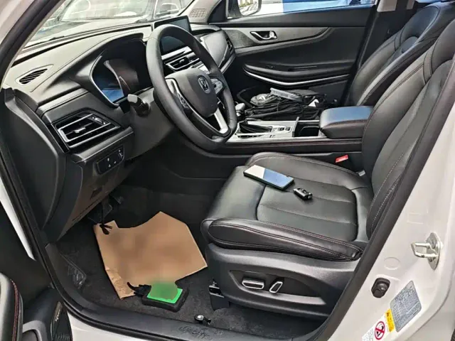 Changan CS75 — Фото автомобиля 14
