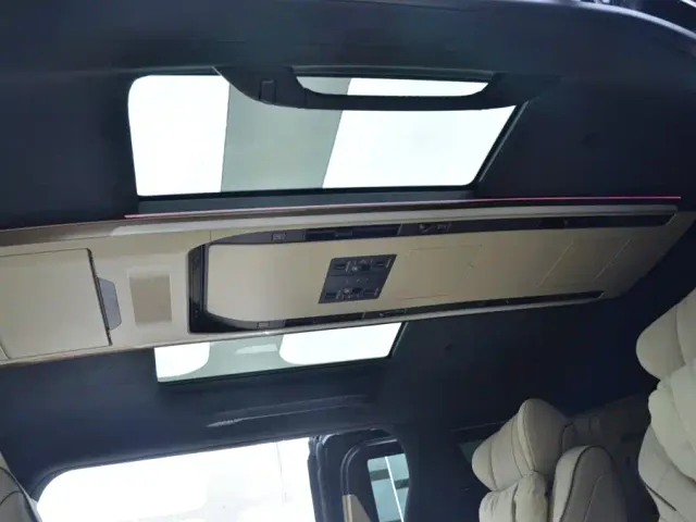 Toyota Vellfire — Фото автомобиля 11