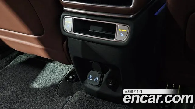 Genesis GV80 — Фото автомобиля 22