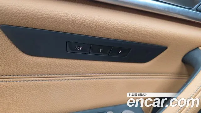 BMW 5 Series G30 — Фото автомобиля 27