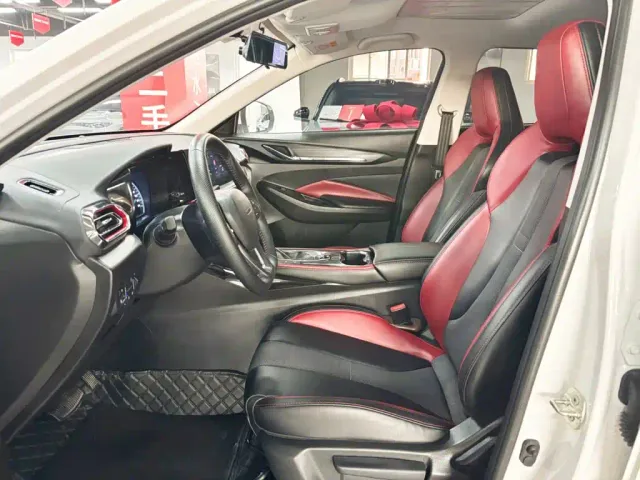 Changan Oushang X5 — Фото автомобиля 15