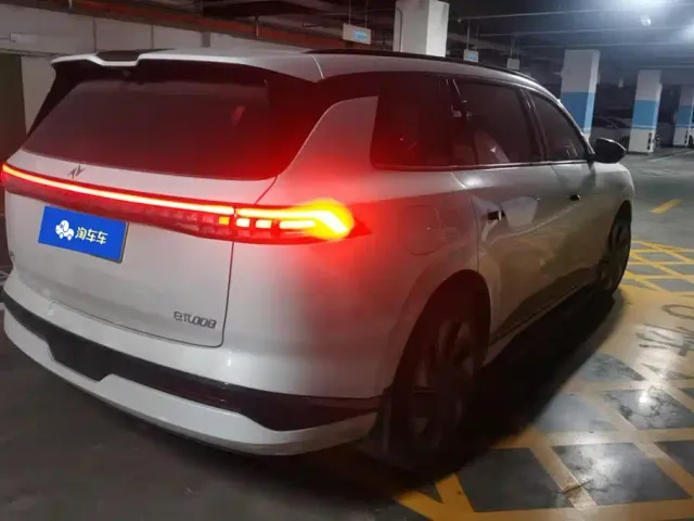 Dongfeng eπ 008 — Фото автомобиля 3