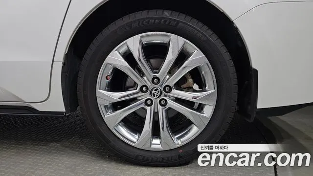 Toyota Sienna — Фото автомобиля 17