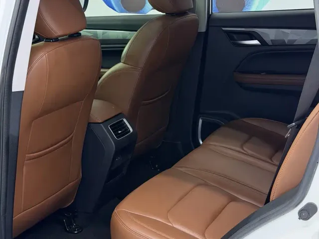 Geely Vision X6 — Фото автомобиля 14