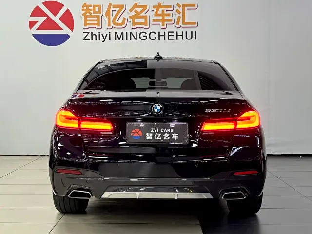 BMW 5 Series — Фото автомобиля 13
