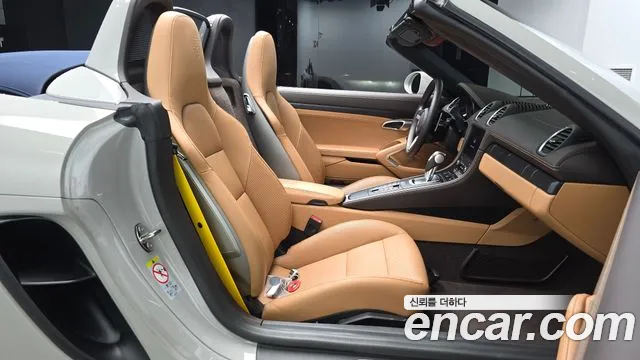 Porsche 718 — Фото автомобиля 11