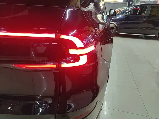 Changan Qiyuan Q07 — Фото автомобиля 7